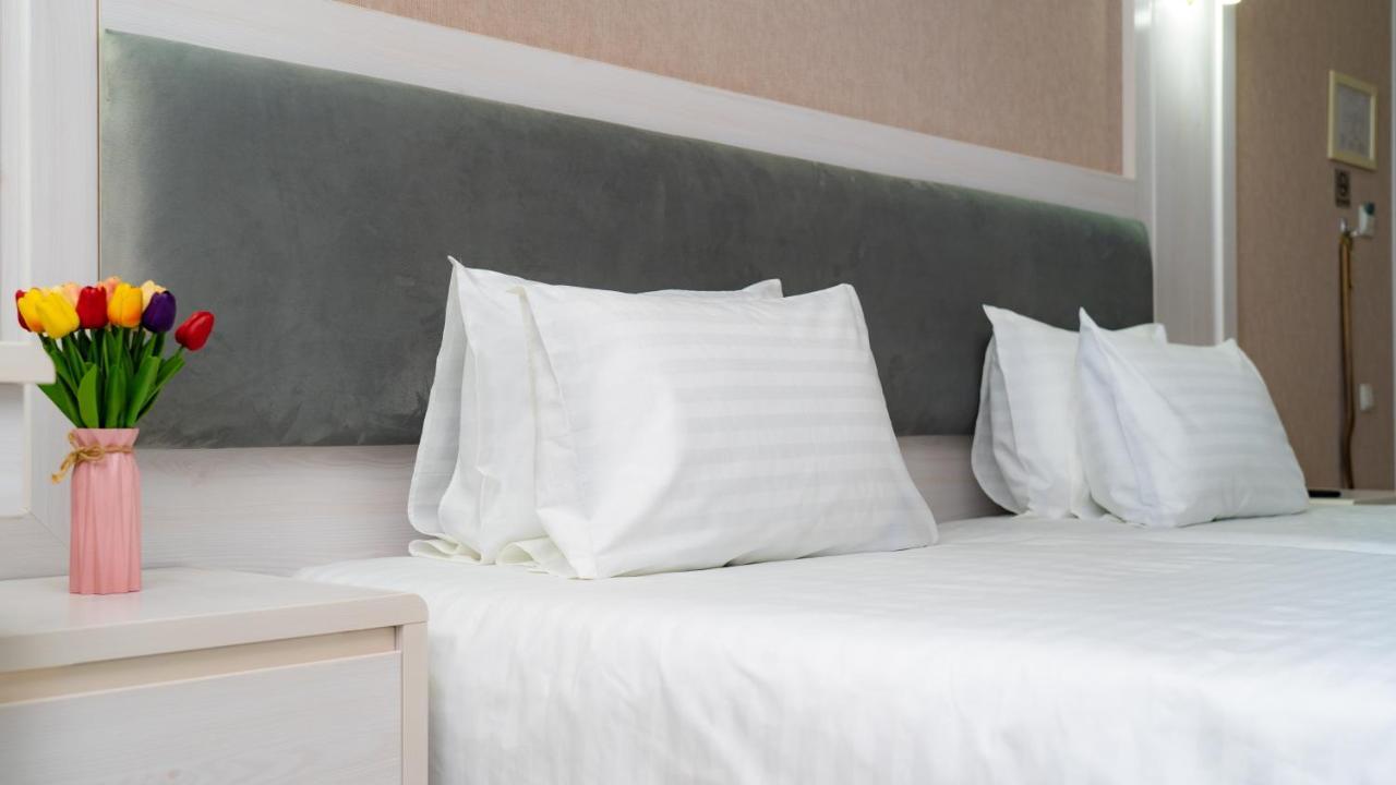 Moffah Grand Hotel Tashkent Bagian luar foto