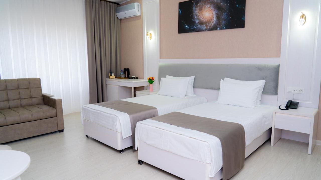 Moffah Grand Hotel Tashkent Bagian luar foto