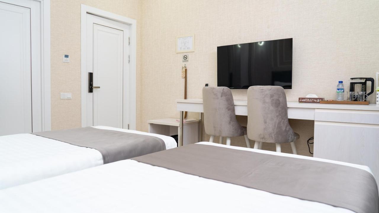 Moffah Grand Hotel Tashkent Bagian luar foto