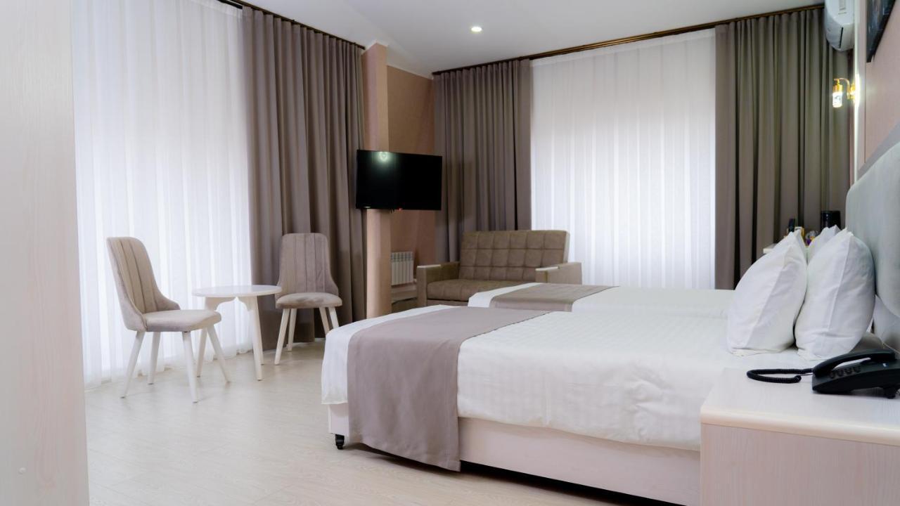 Moffah Grand Hotel Tashkent Bagian luar foto