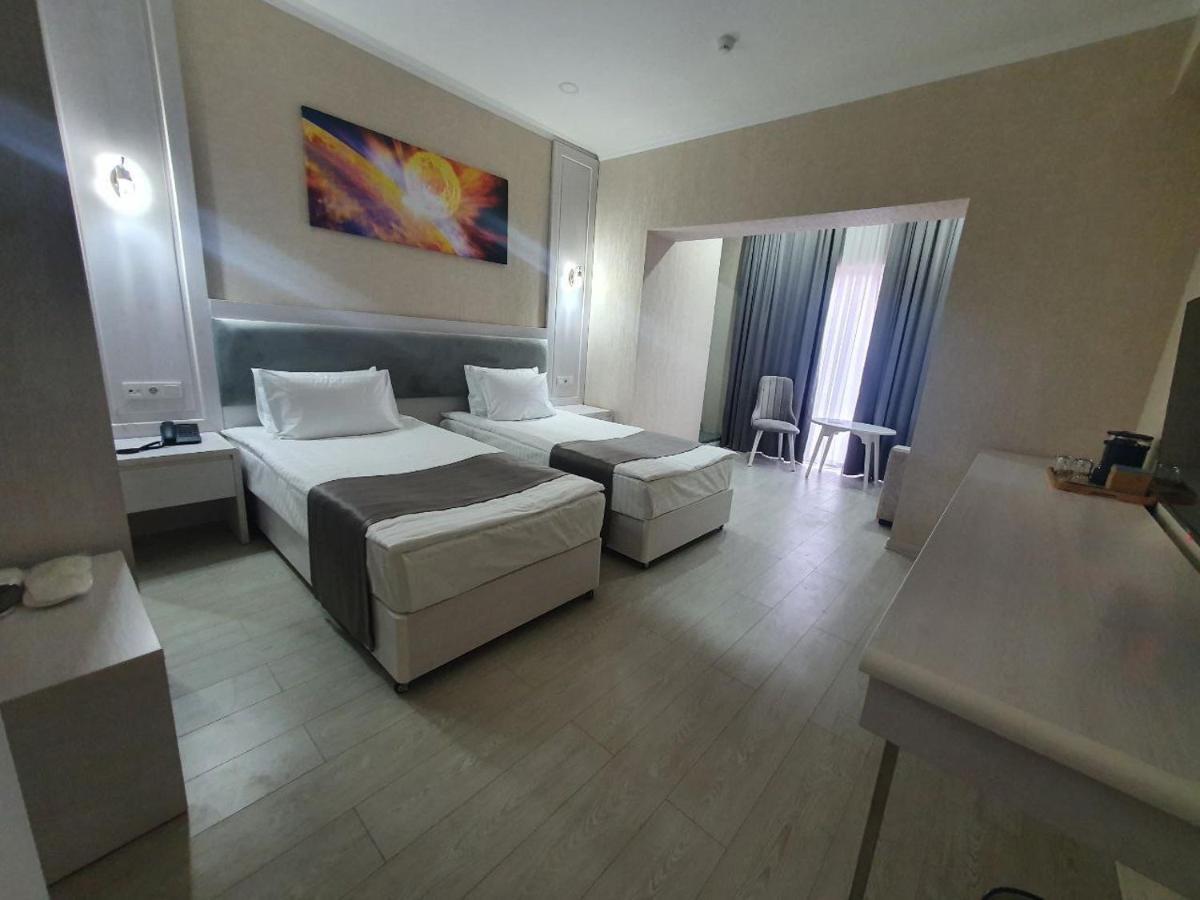 Moffah Grand Hotel Tashkent Bagian luar foto